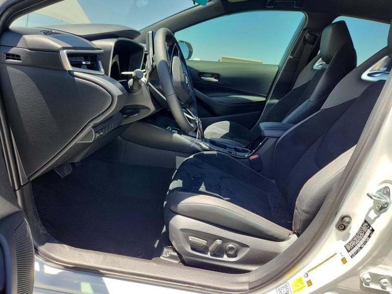 2026 TOYOTA COROLLA HATCHBACK FX 7