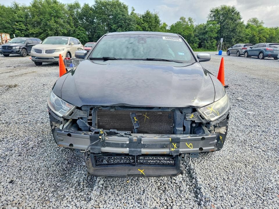 2017 FORD TAURUS LIMITED 5