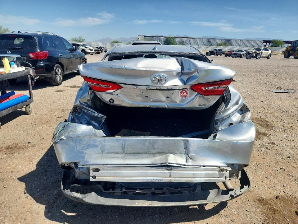 2020 TOYOTA CAMRY LE 6