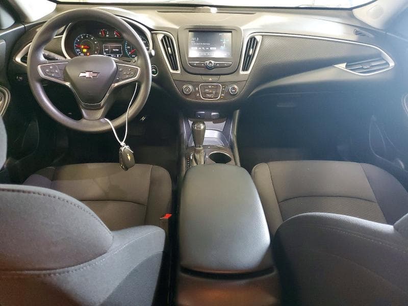 2018 CHEVROLET MALIBU LS 8