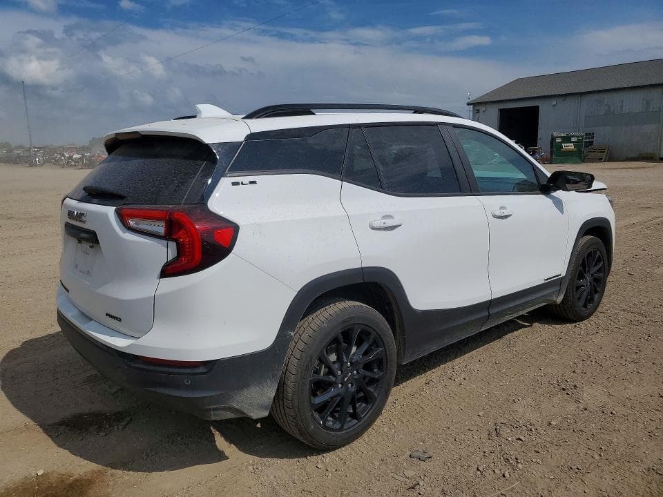 2023 GMC TERRAIN SLE 3