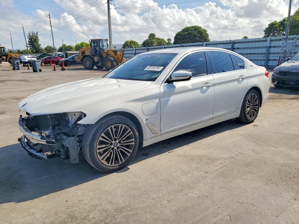 2019 BMW 530E - 1