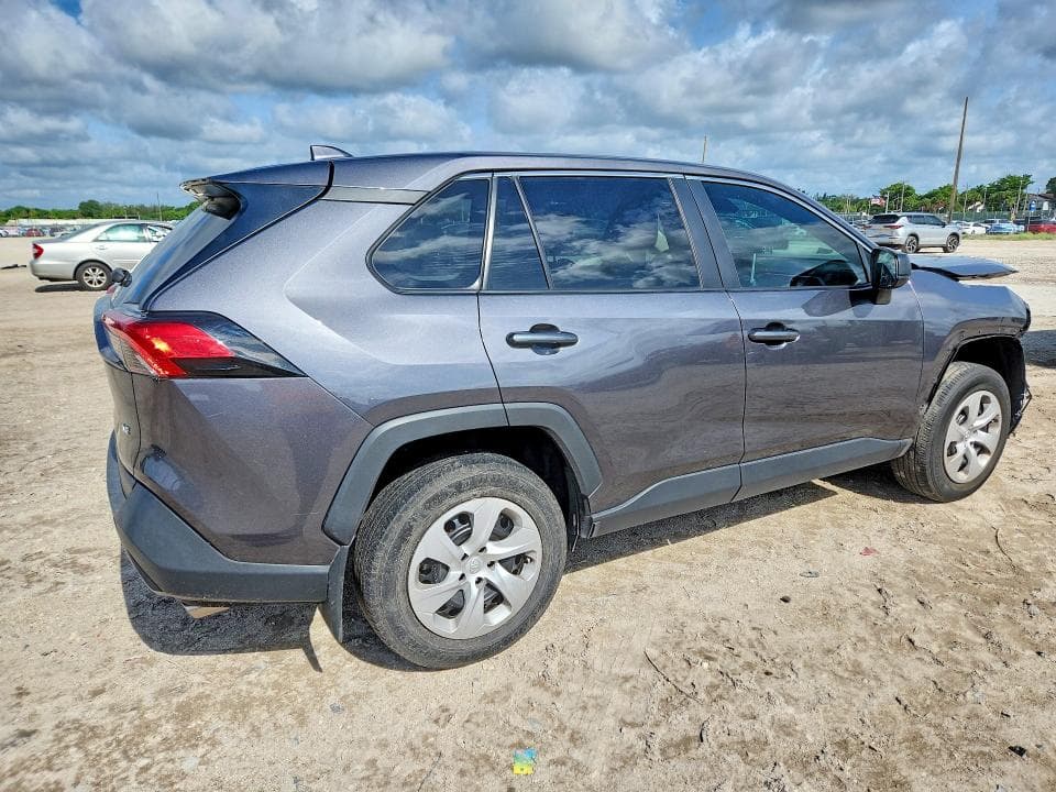 2024 TOYOTA RAV4 LE 3