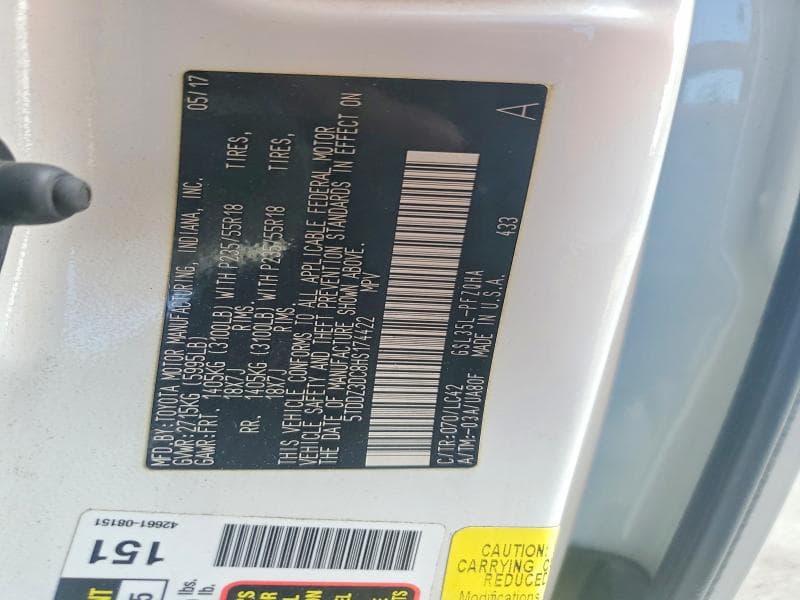 2017 TOYOTA SIENNA XLE 7-PASSENGER 13