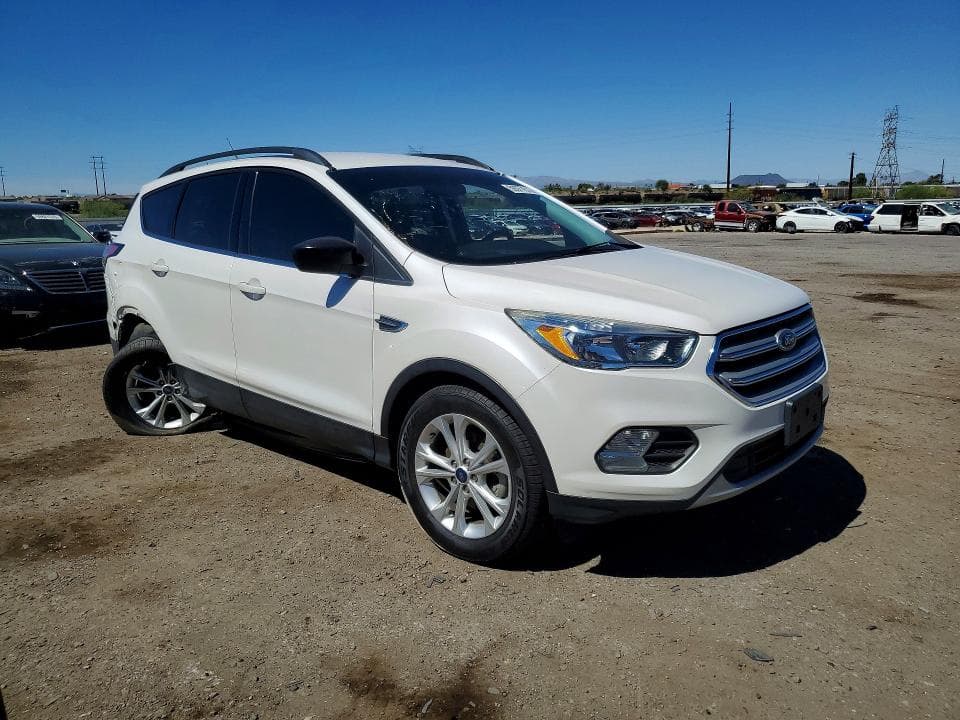 2018 FORD ESCAPE SE 4