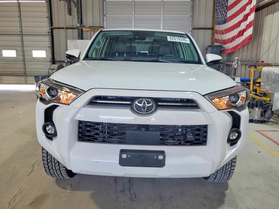 2024 TOYOTA 4RUNNER SR5 PREMIUM 5