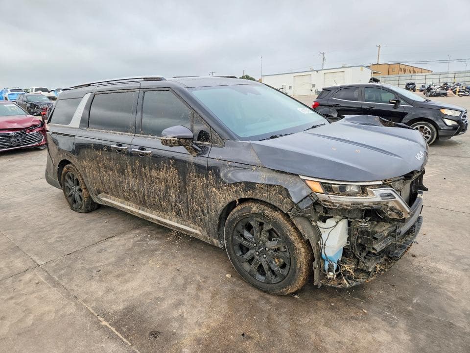 2024 KIA CARNIVAL SX PRESTIGE 4