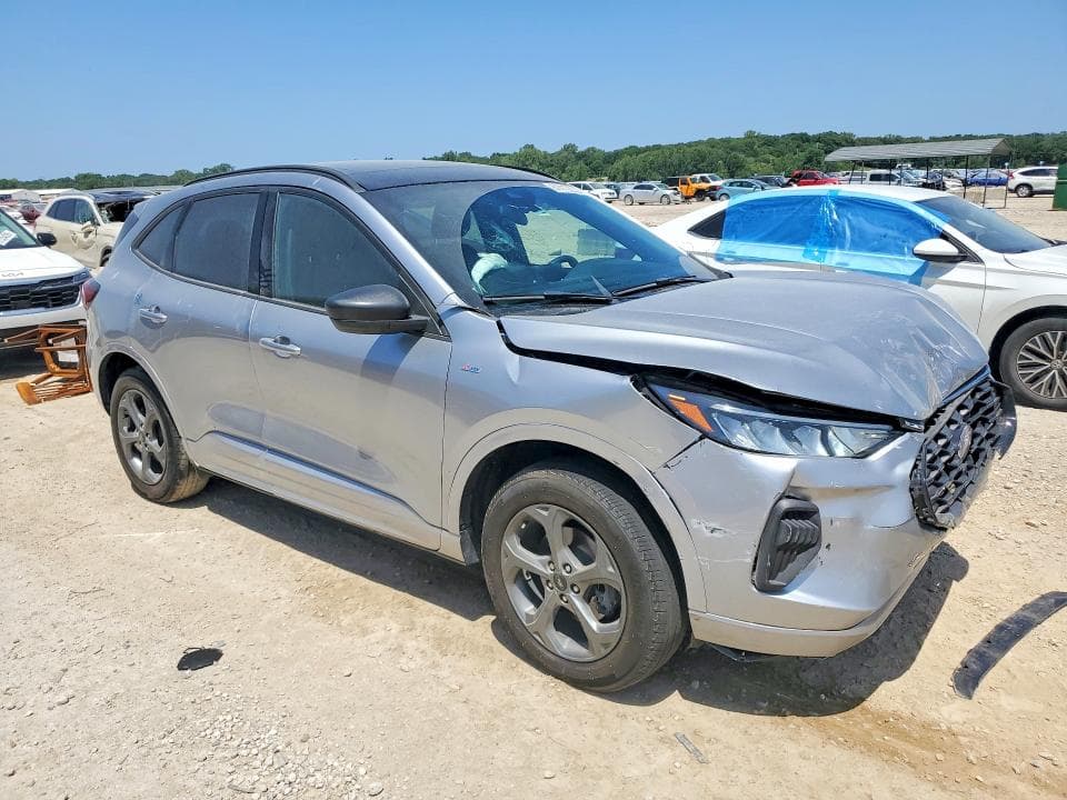 2024 FORD ESCAPE ST LINE 4