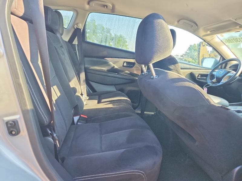 2018 NISSAN MURANO S 11
