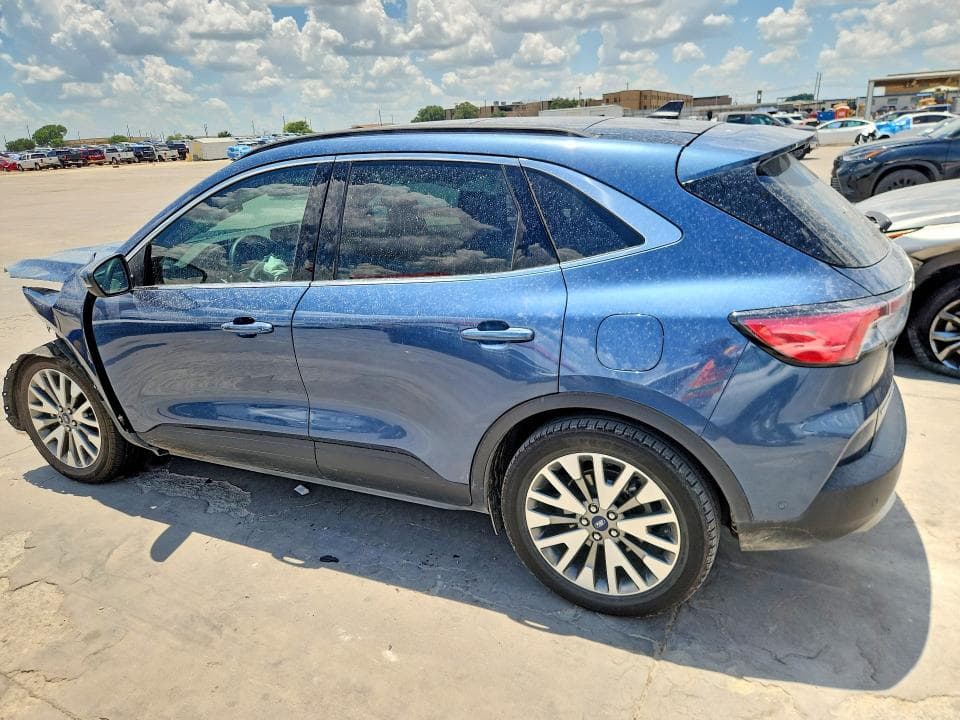 2020 FORD ESCAPE TITANIUM 2