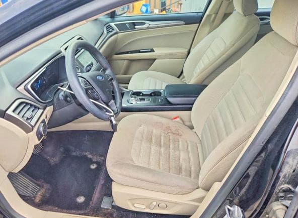 2017 FORD FUSION SE 7