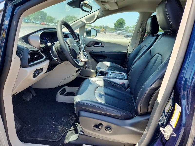 2023 CHRYSLER PACIFICA HYBRID TOURING L 7