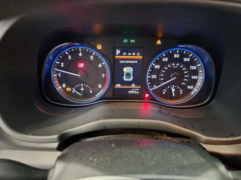 2023 HYUNDAI KONA SEL 9