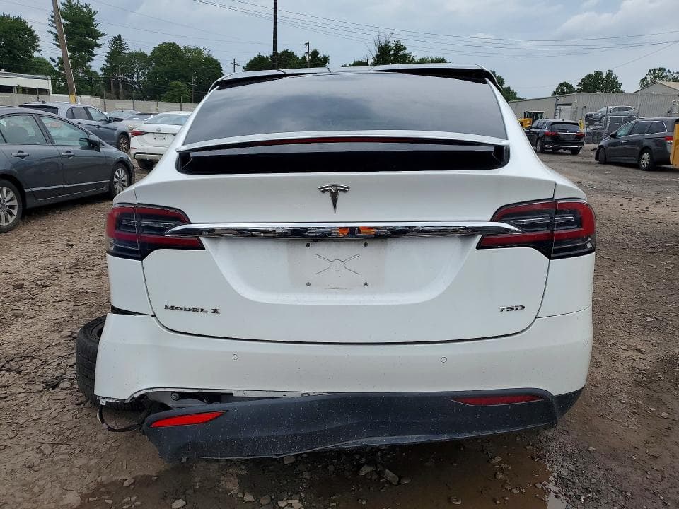 2017 TESLA MODEL X 6