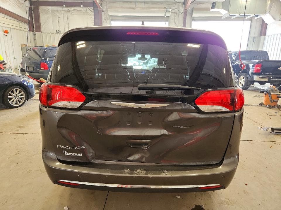 2017 CHRYSLER PACIFICA TOURING L 6