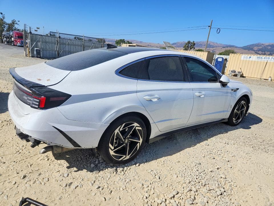 2024 HYUNDAI SONATA SEL 3