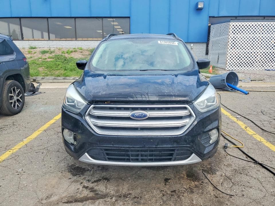 2017 FORD ESCAPE SE 5