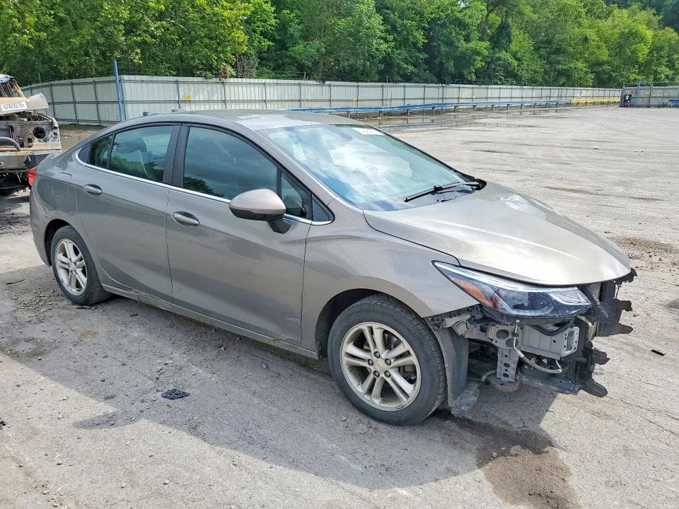 2017 CHEVROLET CRUZE LT 4