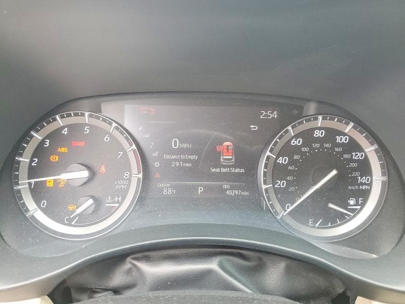 2021 TOYOTA HIGHLANDER LIMITED 9