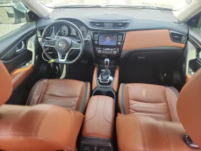 2017 NISSAN ROGUE SL 8