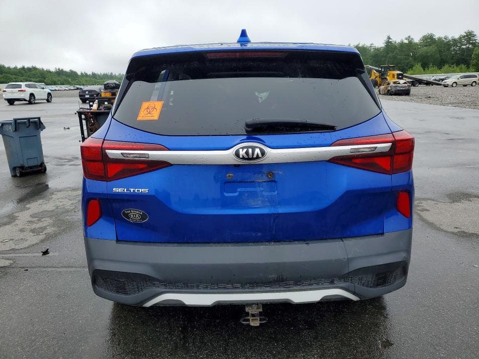 2021 KIA SELTOS LX 6