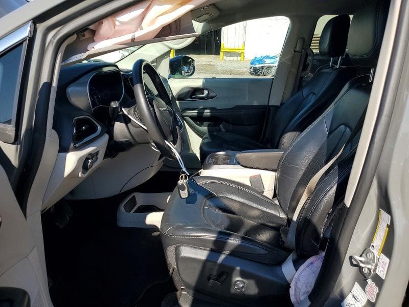2022 CHRYSLER PACIFICA TOURING L 7