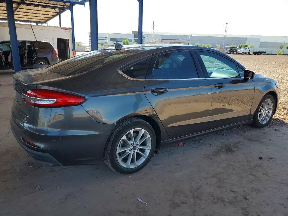 2020 FORD FUSION SE 3