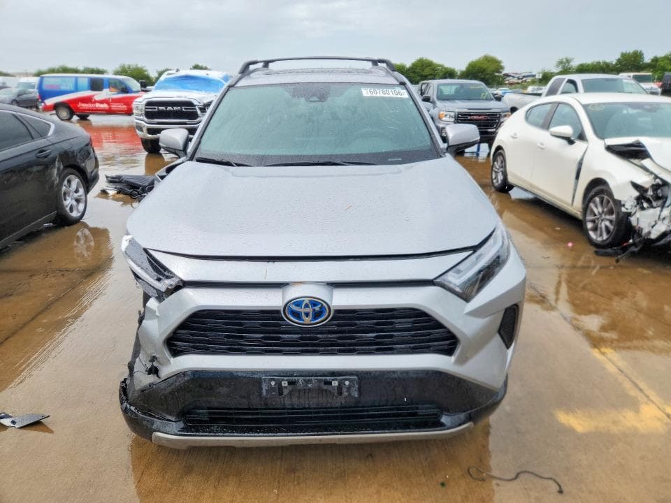 2024 TOYOTA RAV4 SE 5