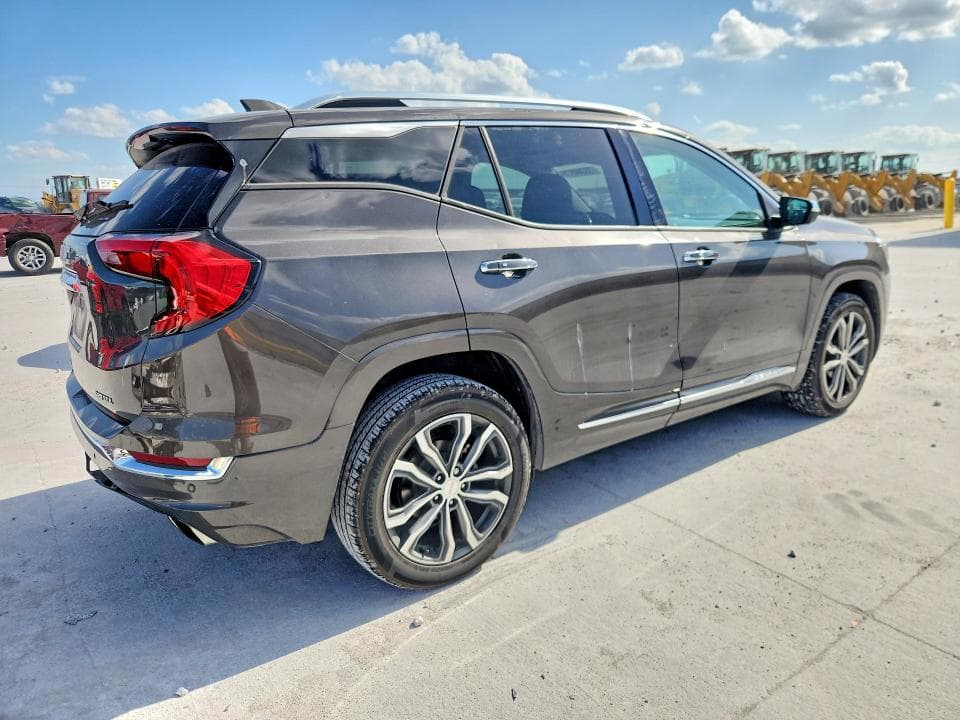 2019 GMC TERRAIN DENALI 3