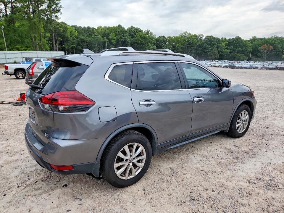 2020 NISSAN ROGUE SV 3