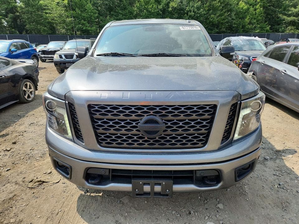 2018 NISSAN TITAN SV 5