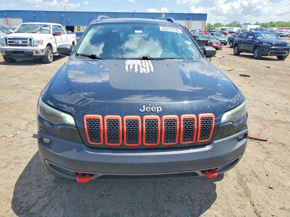 2019 JEEP CHEROKEE TRAILHAWK 5