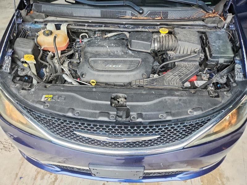 2017 CHRYSLER PACIFICA TOURING L 12