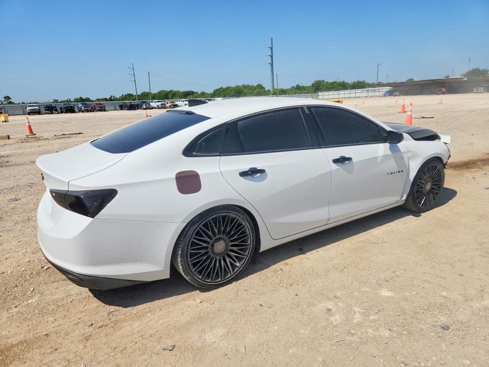 2018 CHEVROLET MALIBU LS 3
