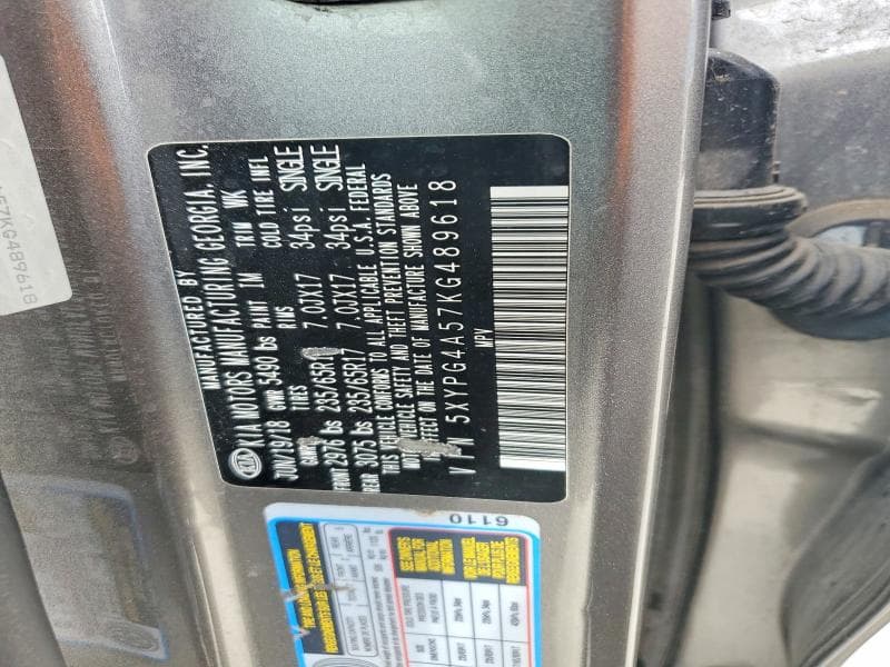 2019 KIA SORENTO LX V6 13