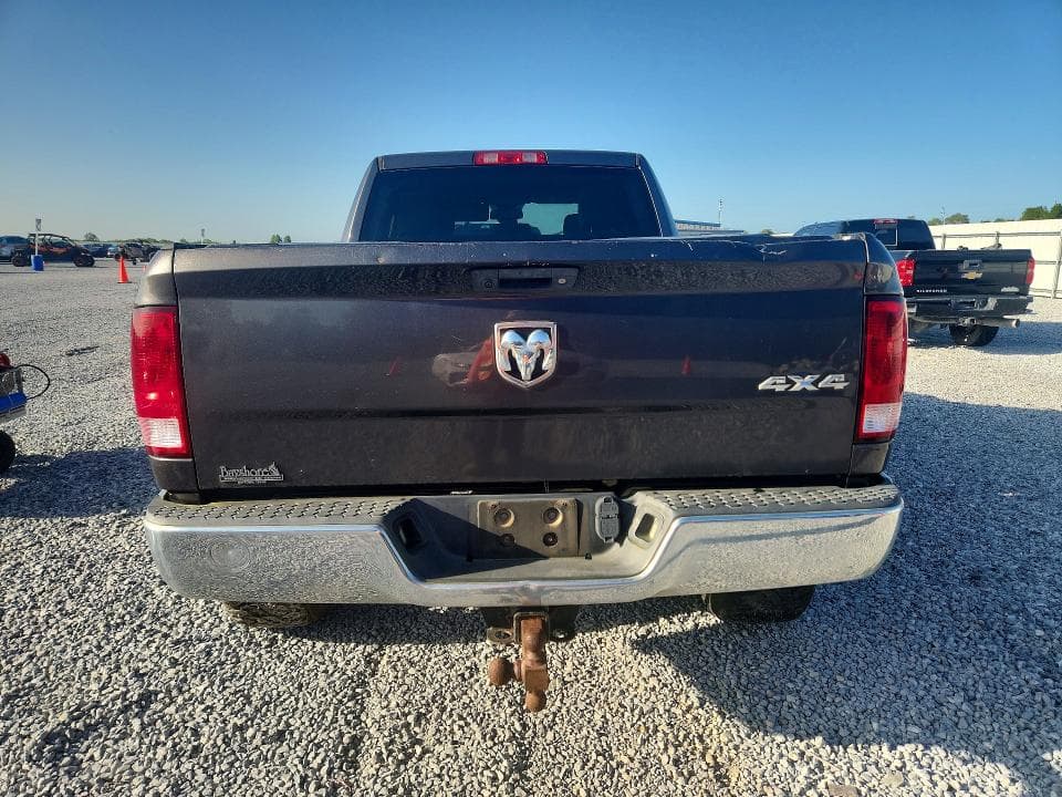 2018 RAM 2500 ST 6