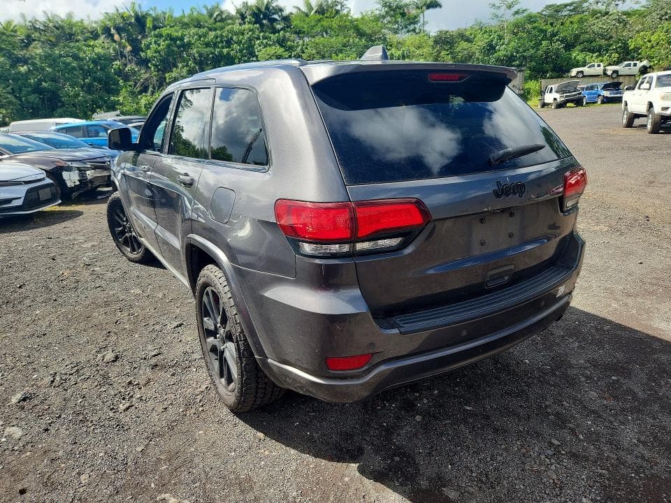 2019 JEEP GRAND CHEROKEE LAREDO 2