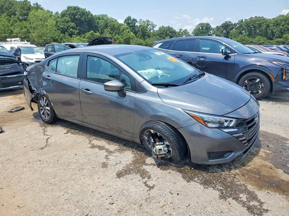 2025 NISSAN VERSA SV 4