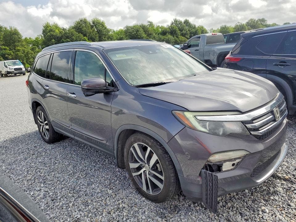 2017 HONDA PILOT TOURING 4