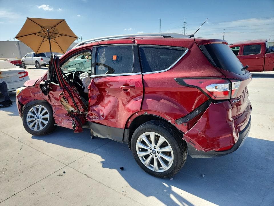2017 FORD ESCAPE TITANIUM 2