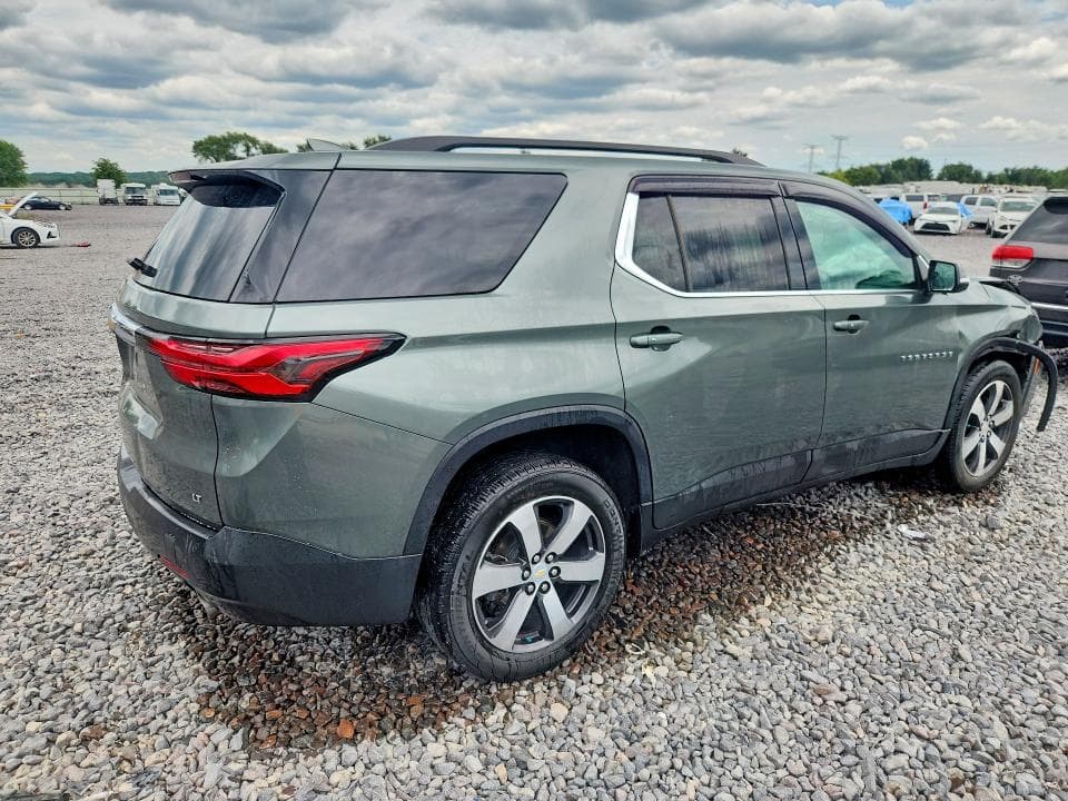 2022 CHEVROLET TRAVERSE LT 3