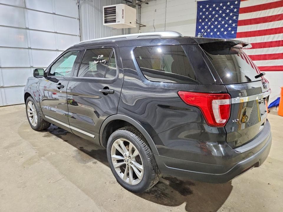 2019 FORD EXPLORER XLT 2