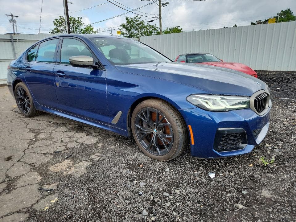2023 BMW M550XI 4