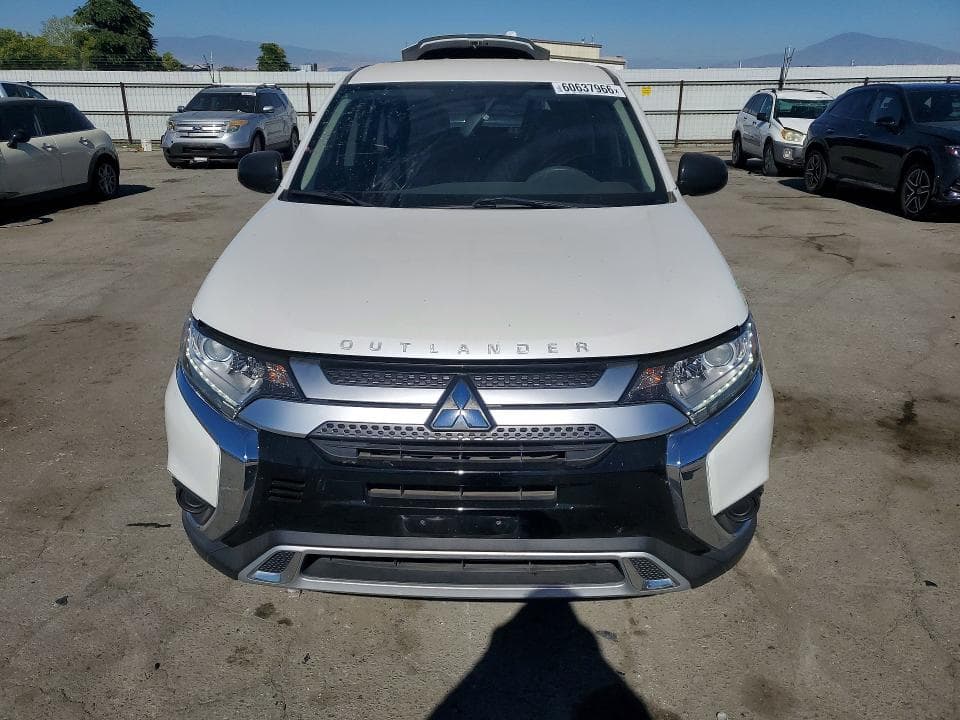 2020 MITSUBISHI OUTLANDER ES 5