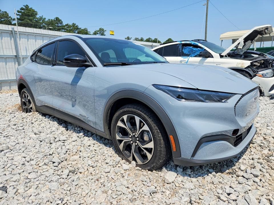 2026 FORD MUSTANG MACH-E SELECT 4