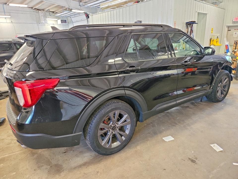 2022 FORD EXPLORER XLT 3