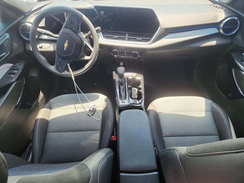2026 CHEVROLET TRAX 1LT 8