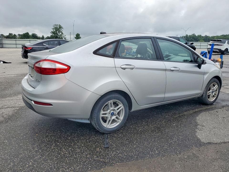 2018 FORD FIESTA SE 3