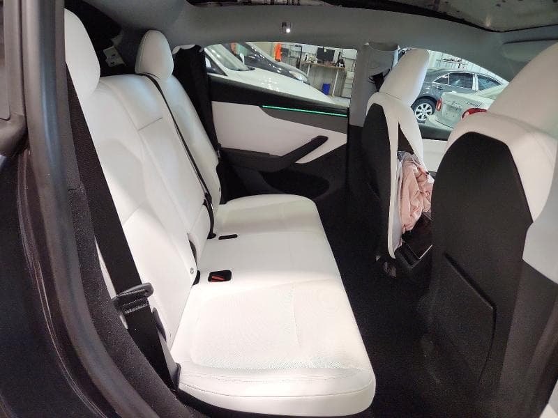 2026 TESLA MODEL Y 10