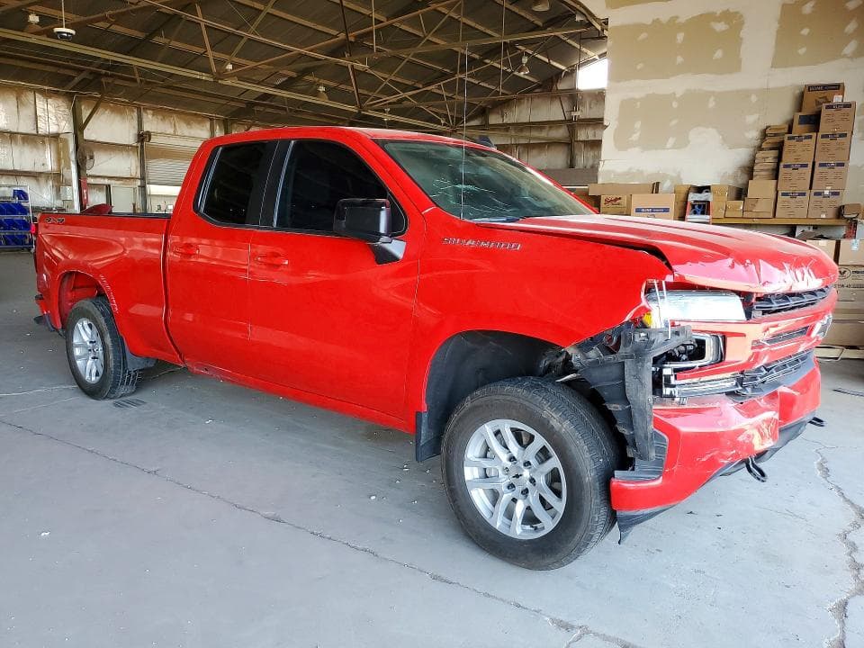 2020 CHEVROLET SILVERADO K1500 RST 4